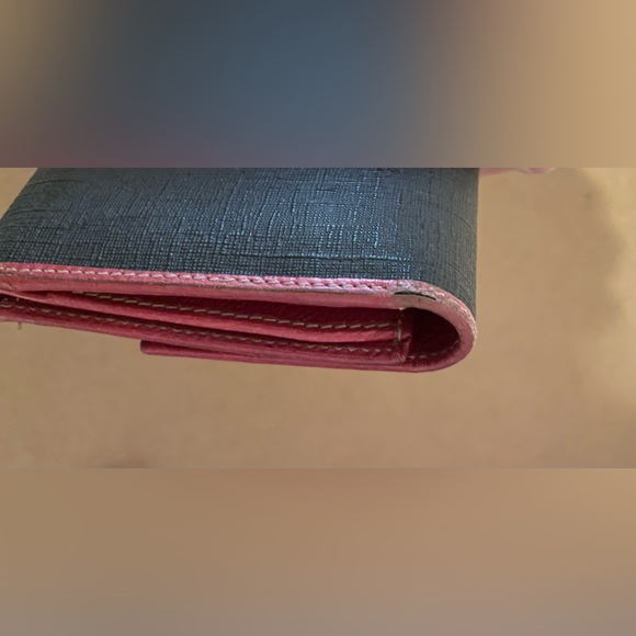 Gucci Coated Canvas Continental Wallet - Picture 11 of 16